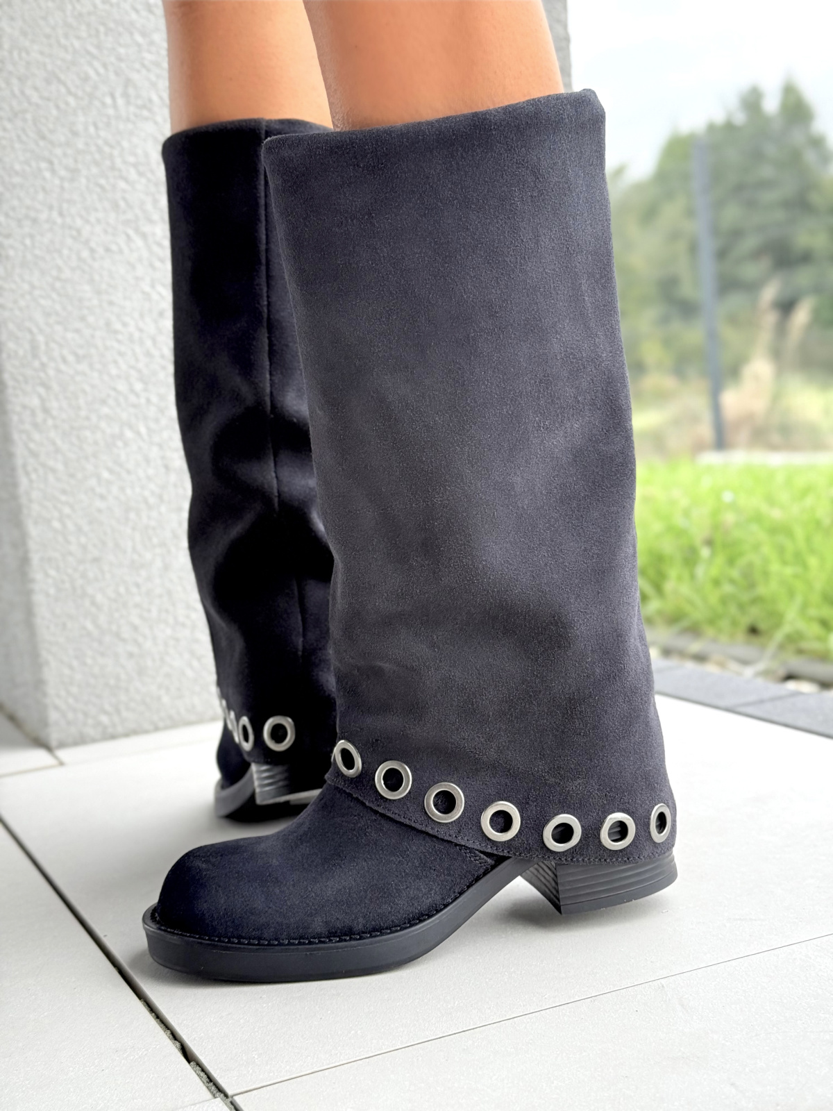 Kozaki z Naturalnej Skóry – Styl i Wygoda w Jednym