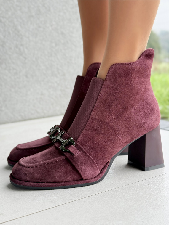 Botki z naturalnej skóry – elegancja i wygoda w najlepszym wydaniu