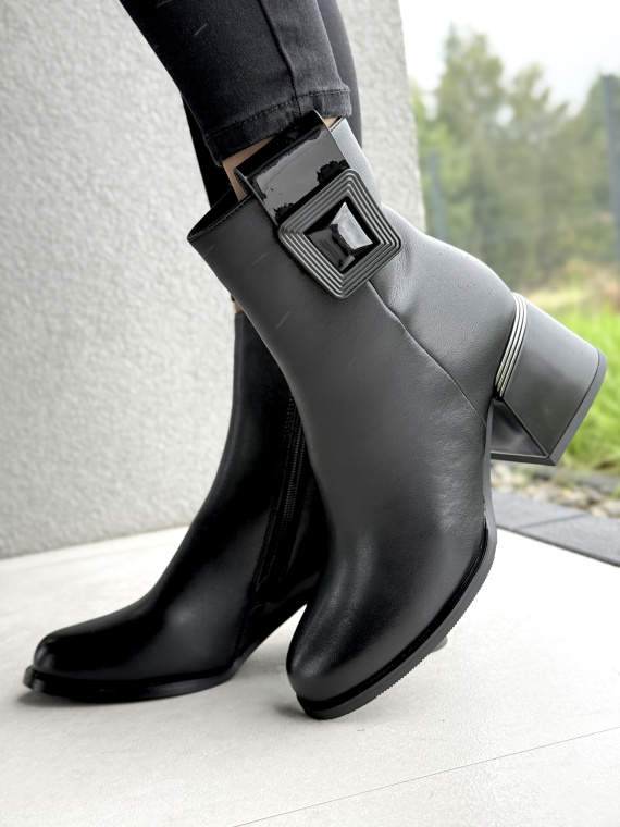 Botki damskie ze skóry naturalnej – elegancja i wygoda