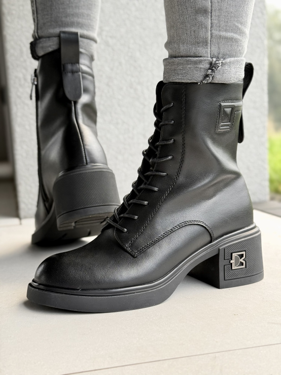 Botki ze skóry naturalnej – elegancja i komfort na każdy dzień