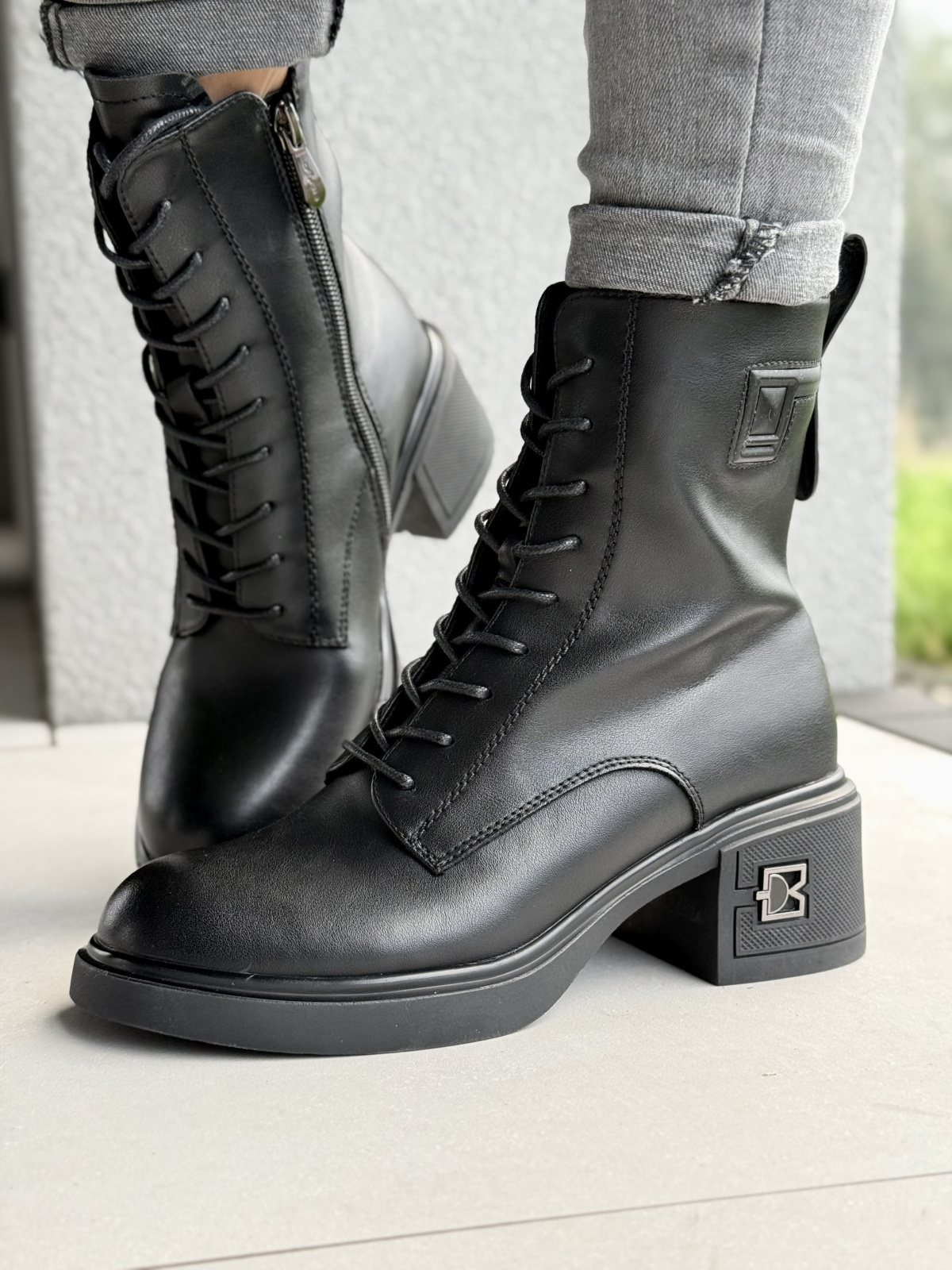 Botki ze skóry naturalnej – elegancja i komfort na każdy dzień