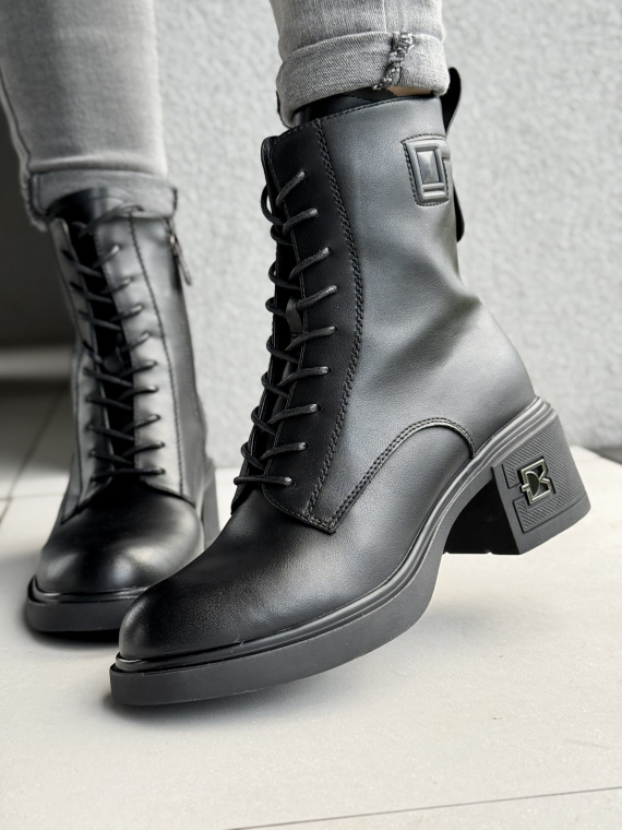 Botki ze skóry naturalnej – elegancja i komfort na każdy dzień