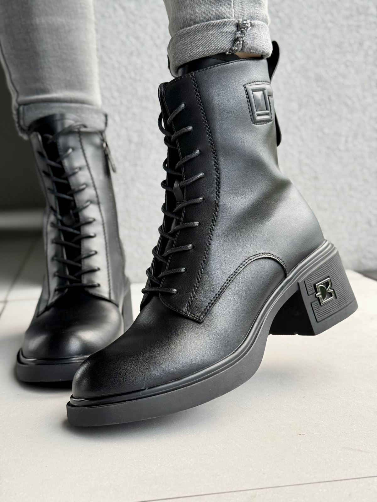 Botki ze skóry naturalnej – elegancja i komfort na każdy dzień