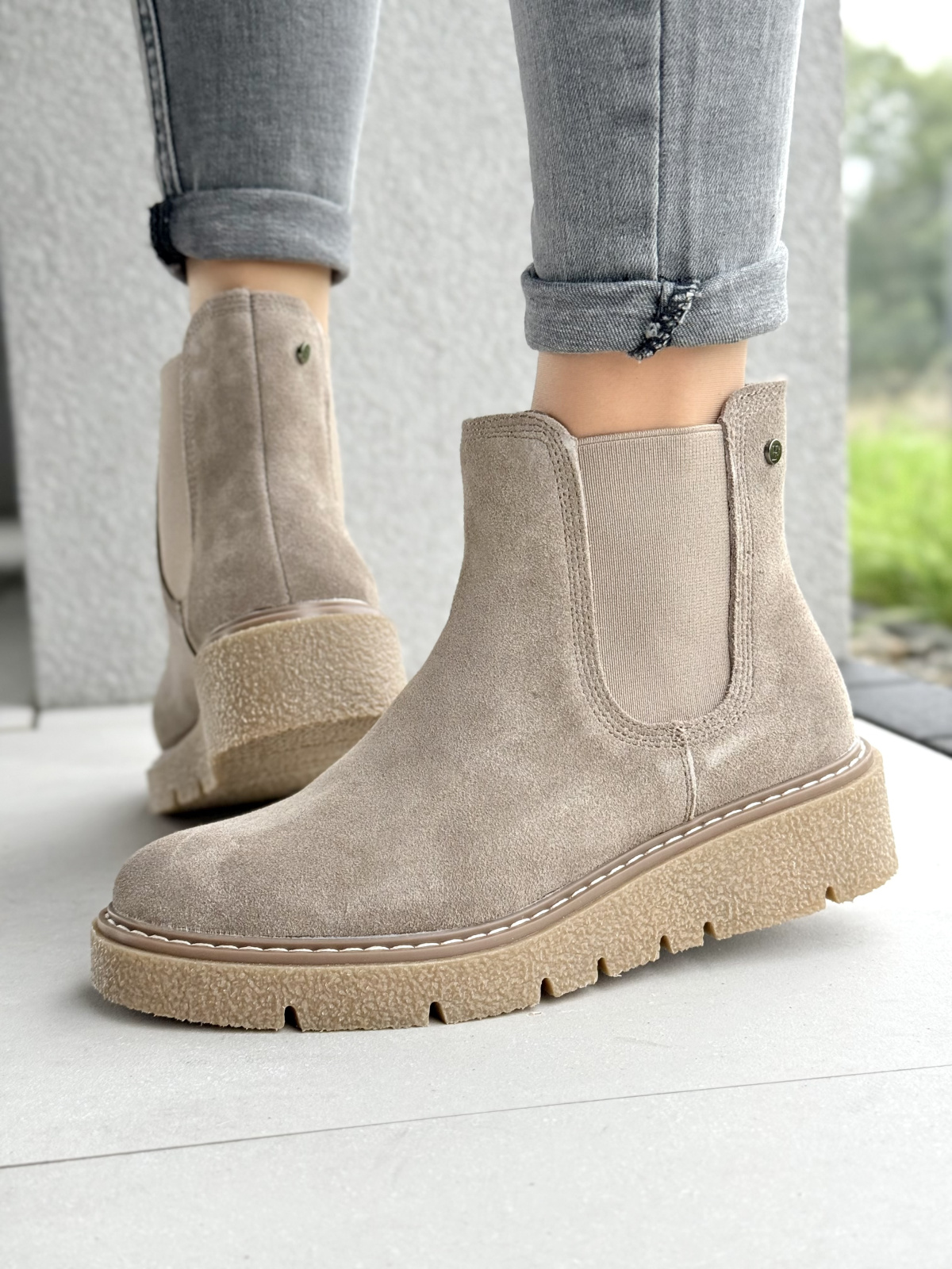 Botki ze skóry naturalnej – jakość, którą poczujesz