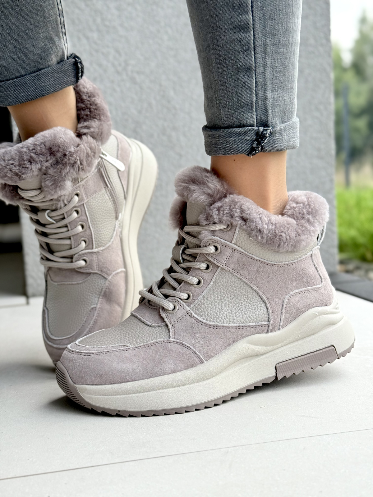 Sneakersy z naturalnej skóry – styl i wygoda w jednym