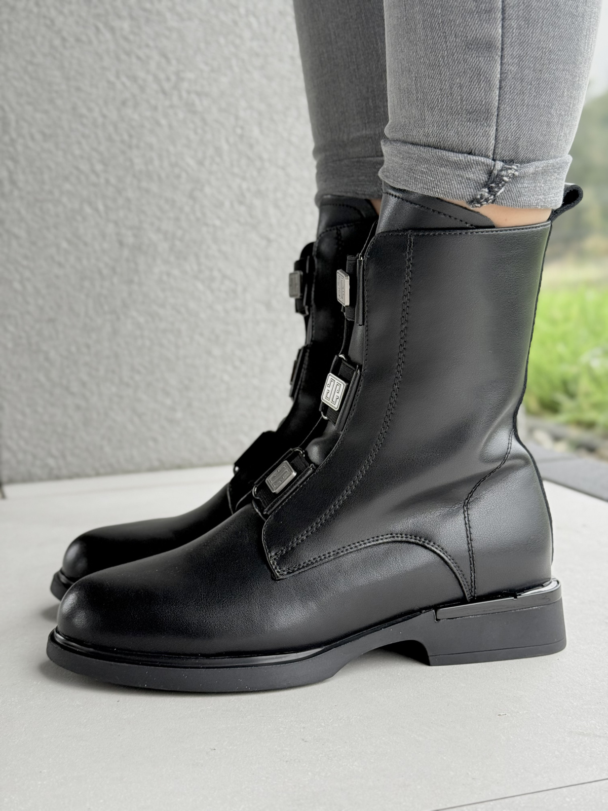 Stylowe botki z naturalnej skóry dla wymagających kobiet