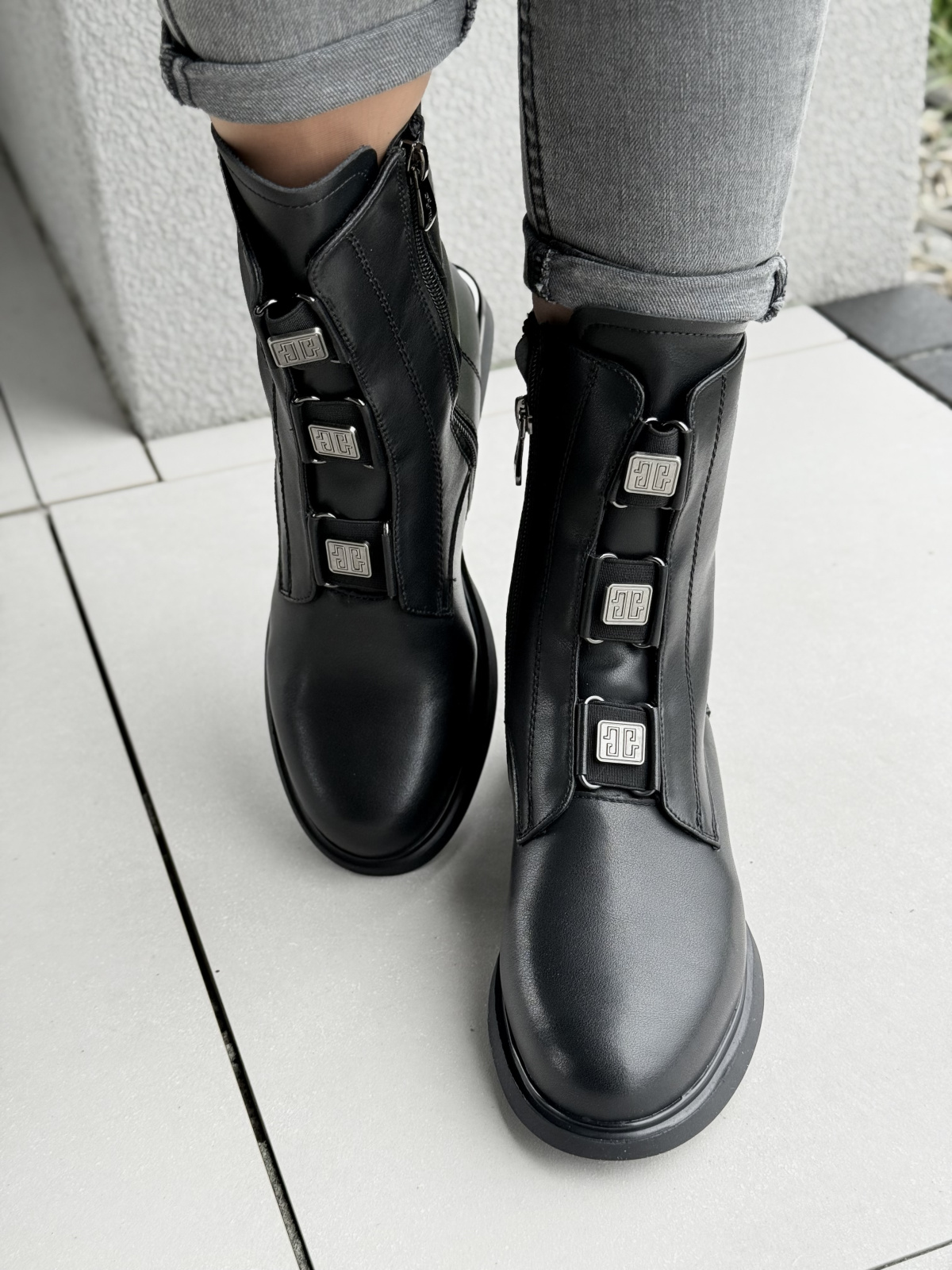 Stylowe botki z naturalnej skóry dla wymagających kobiet