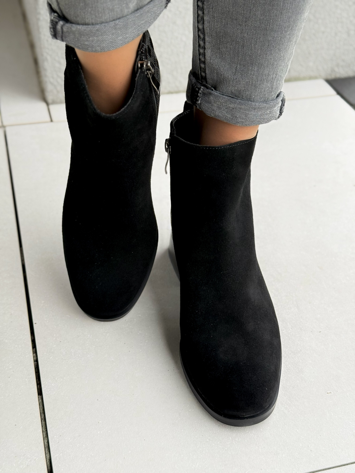 Botki damskie ze skóry naturalnej – elegancja i komfort na każdy dzień