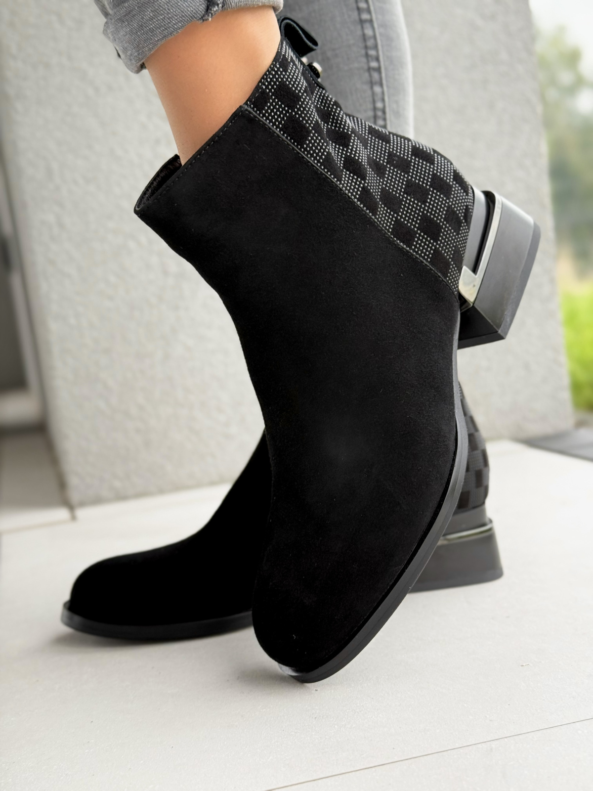 Botki damskie ze skóry naturalnej – elegancja i komfort na każdy dzień