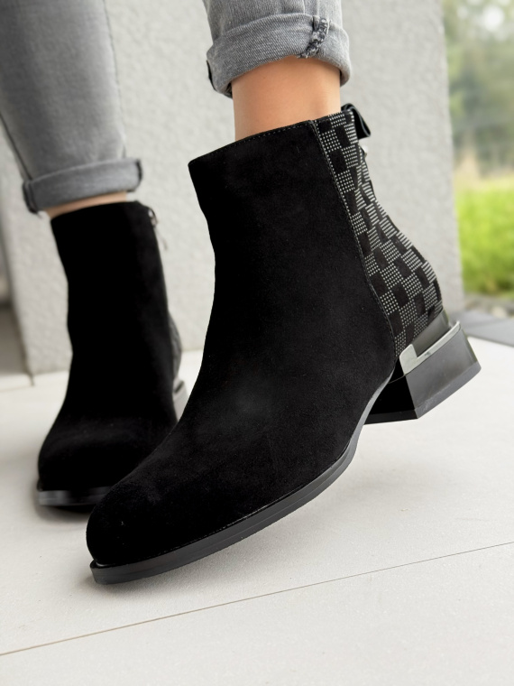 Botki damskie ze skóry naturalnej – elegancja i komfort na każdy dzień