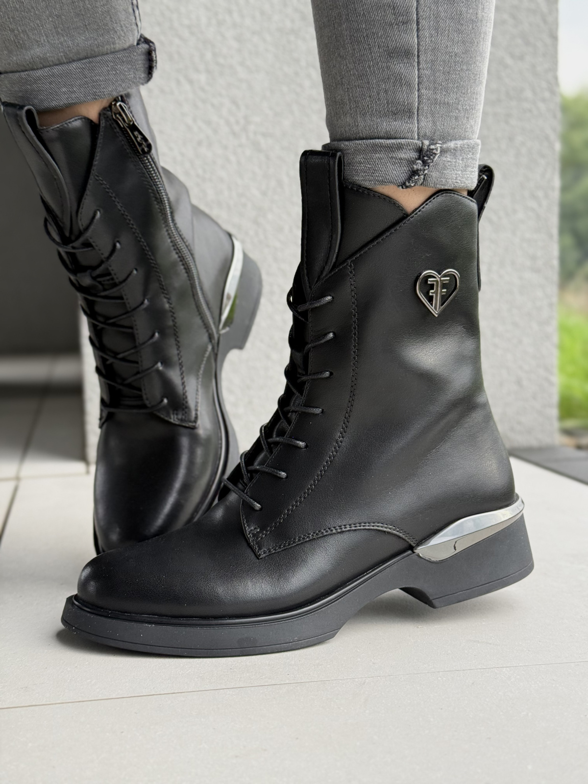 Botki ze Skóry Naturalnej – Styl, Który Trwa