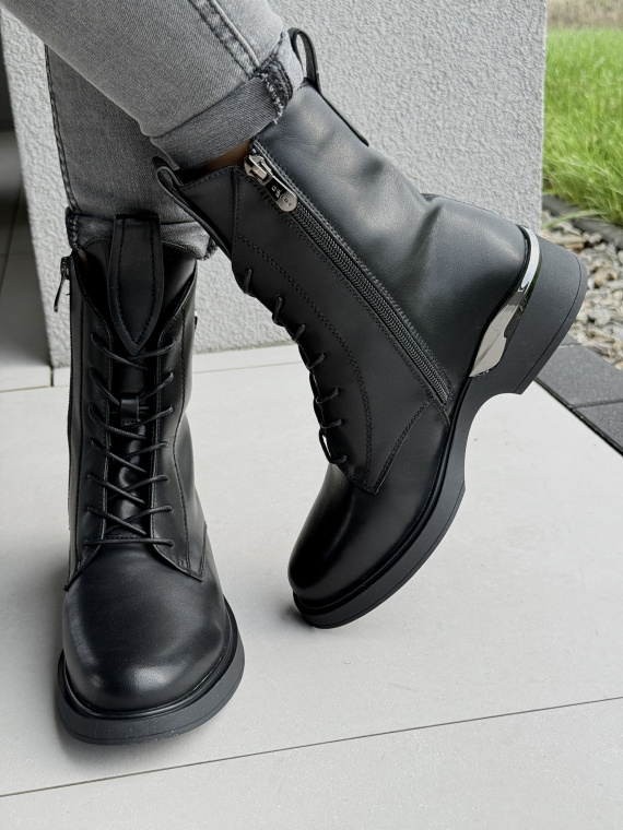 Botki ze Skóry Naturalnej – Styl, Który Trwa