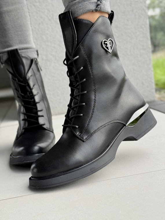 Botki ze Skóry Naturalnej – Styl, Który Trwa