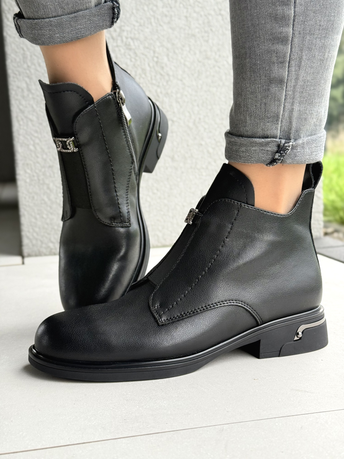 Botki z naturalnej skóry – luksus, który czujesz przy każdym kroku