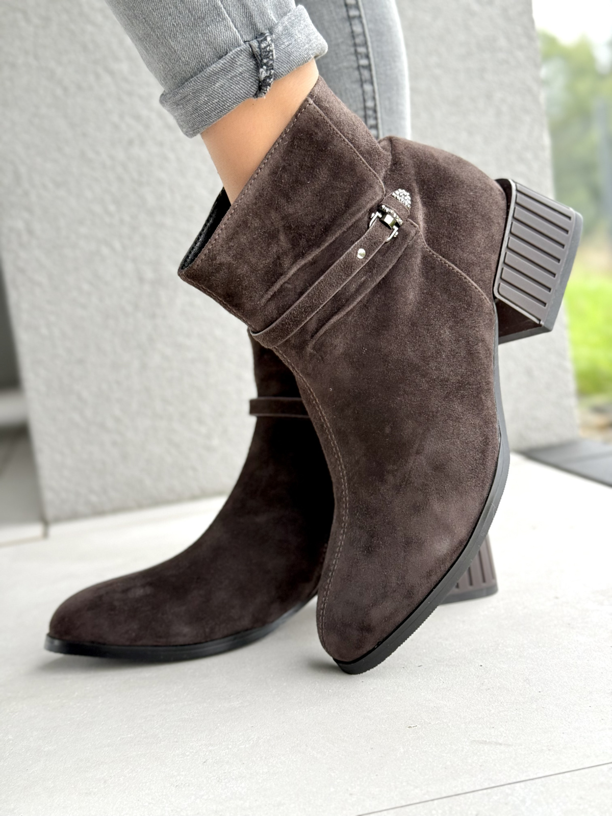 Botki z Naturalnej Skóry – Styl, Klasa i Komfort