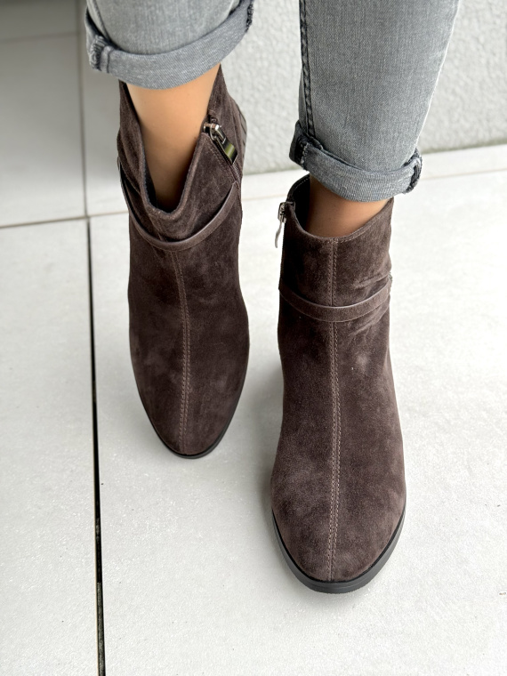 Botki z Naturalnej Skóry – Styl, Klasa i Komfort