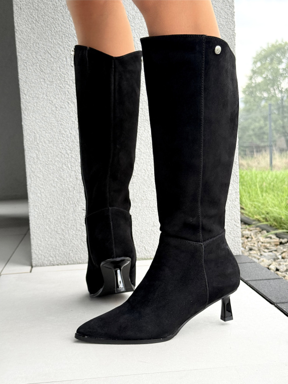 Kozaki z naturalnej skóry – bo prawdziwa elegancja nie udaje