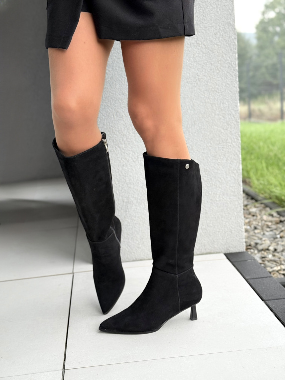 Kozaki z naturalnej skóry – bo prawdziwa elegancja nie udaje