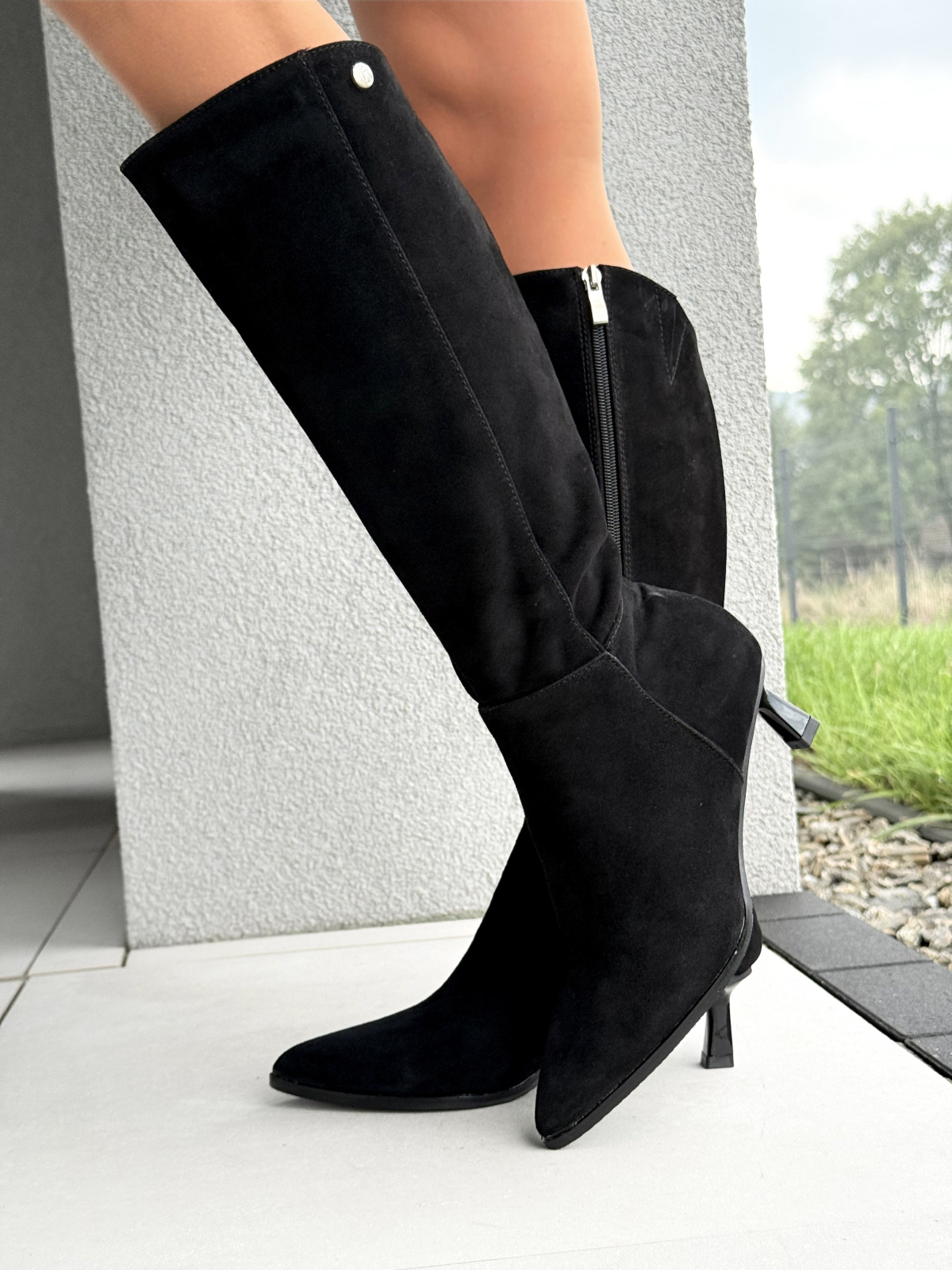 Kozaki z naturalnej skóry – bo prawdziwa elegancja nie udaje