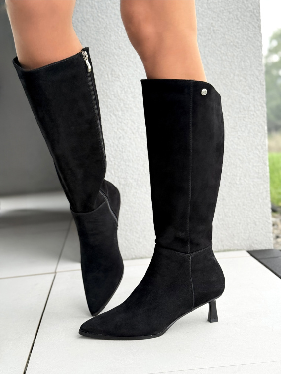 Kozaki z naturalnej skóry – bo prawdziwa elegancja nie udaje