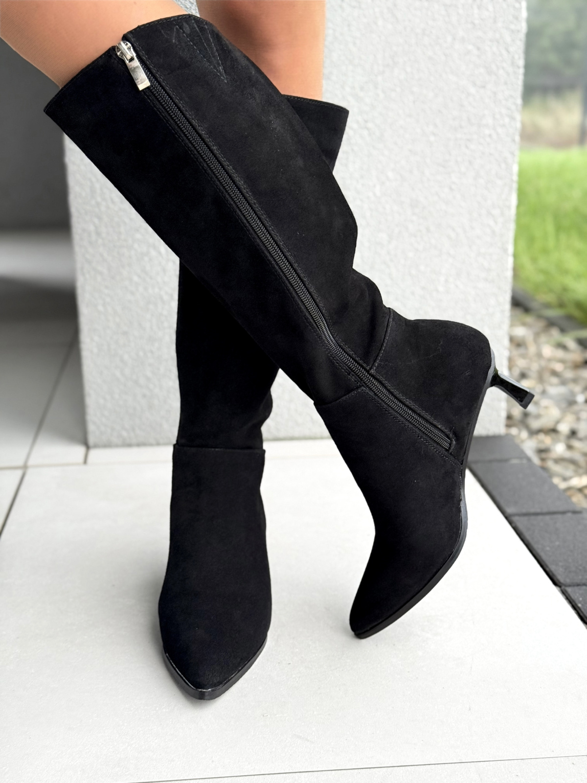 Kozaki z naturalnej skóry – bo prawdziwa elegancja nie udaje