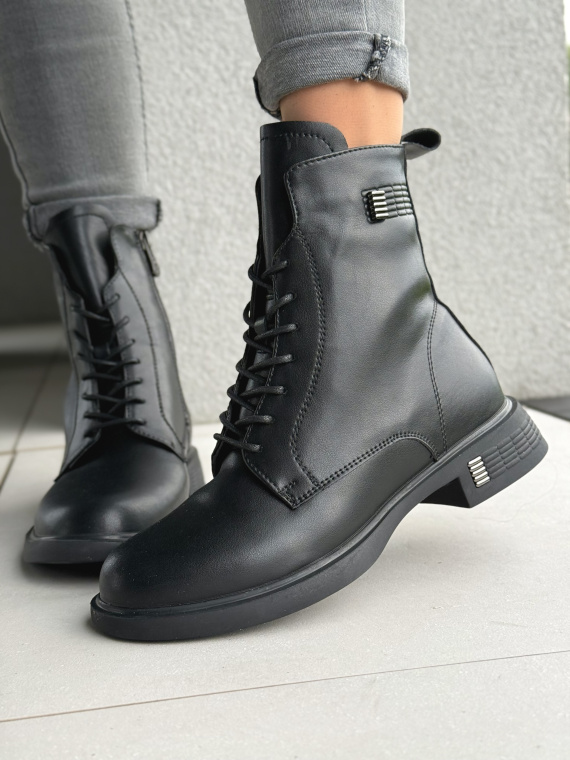 Botki ze skóry naturalnej – połączenie stylu i jakości