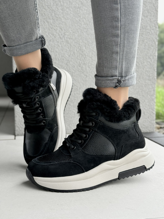 Skórzane sneakersy z futerkiem – połączenie stylu i wygody