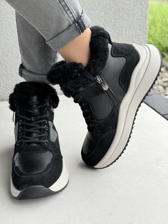 Skórzane sneakersy z futerkiem – połączenie stylu i wygody