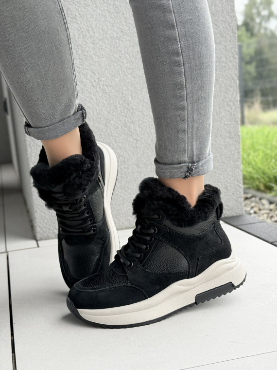 Skórzane sneakersy z futerkiem – połączenie stylu i wygody