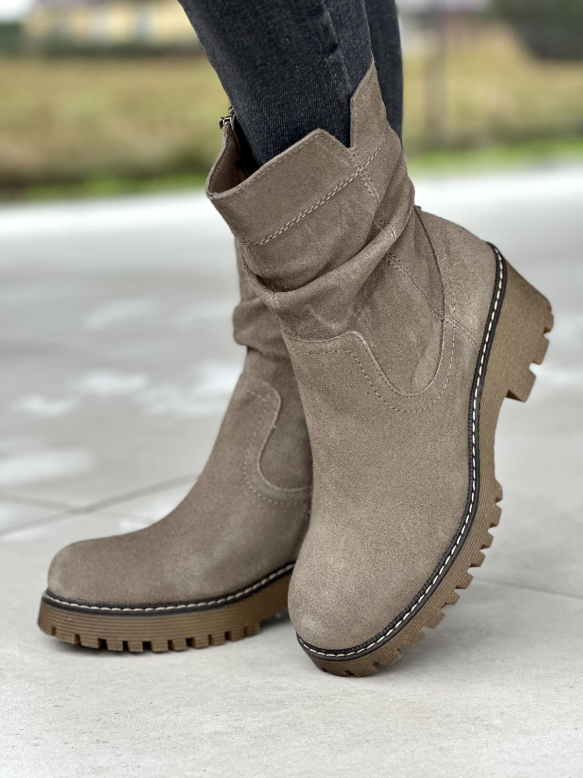 Botki z Naturalnej Skóry – Styl, Wygoda i Klasa na Każdy Dzień