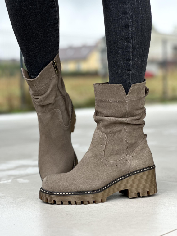 Botki z Naturalnej Skóry – Styl, Wygoda i Klasa na Każdy Dzień