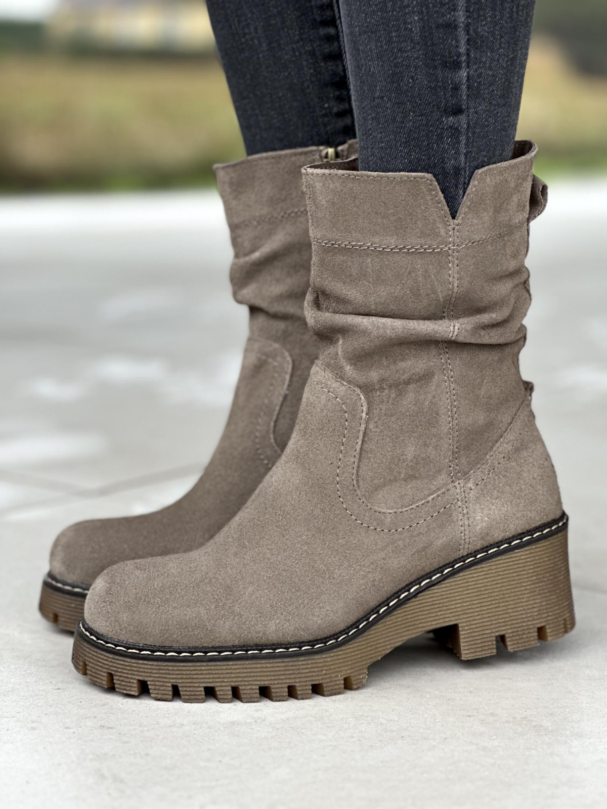 Botki z Naturalnej Skóry – Styl, Wygoda i Klasa na Każdy Dzień