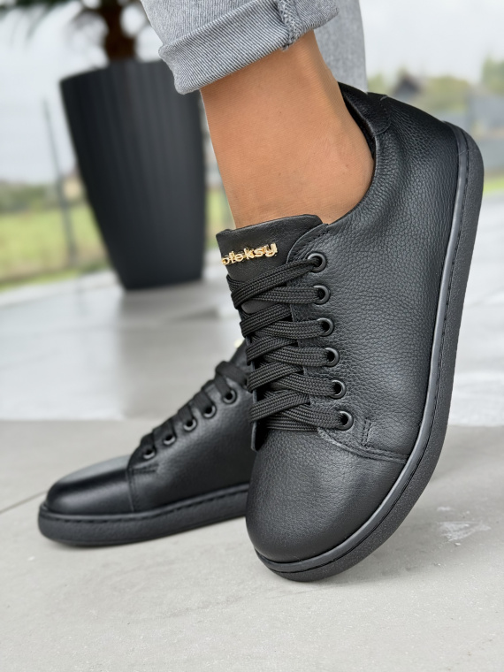 OLEKSY Barefoot – Luksus Naturalnej Skóry w Każdym Kroku, Made in Poland