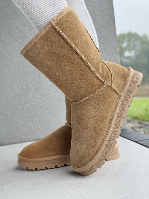 Śniegowce z Naturalnej Skóry – Ciepło, Styl i Komfort na Zimę