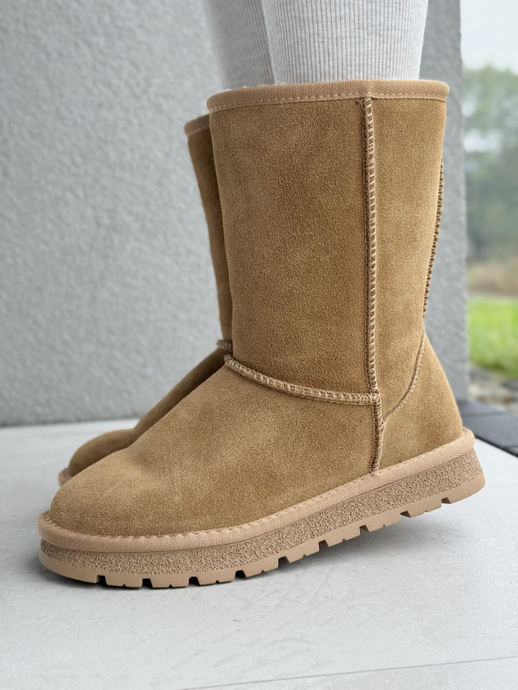 Śniegowce z Naturalnej Skóry – Ciepło, Styl i Komfort na Zimę