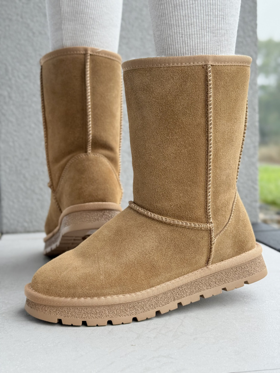 Śniegowce z Naturalnej Skóry – Ciepło, Styl i Komfort na Zimę