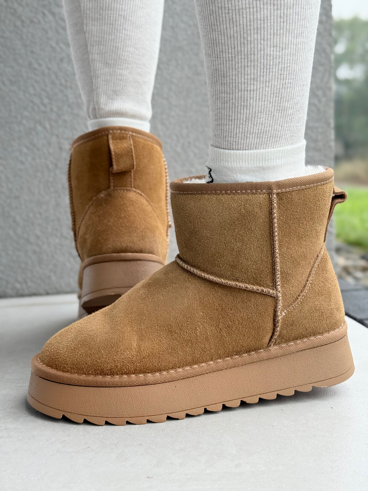 Naturalna Skóra. Naturalne Ciepło. Twoje Idealne Śniegowce