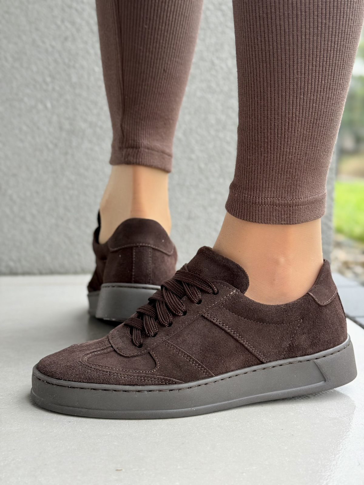 Naturalna skóra, polska produkcja – sneakersy OLEKSY