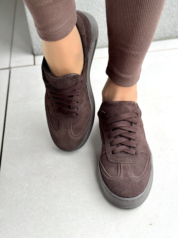 Naturalna skóra, polska produkcja – sneakersy OLEKSY