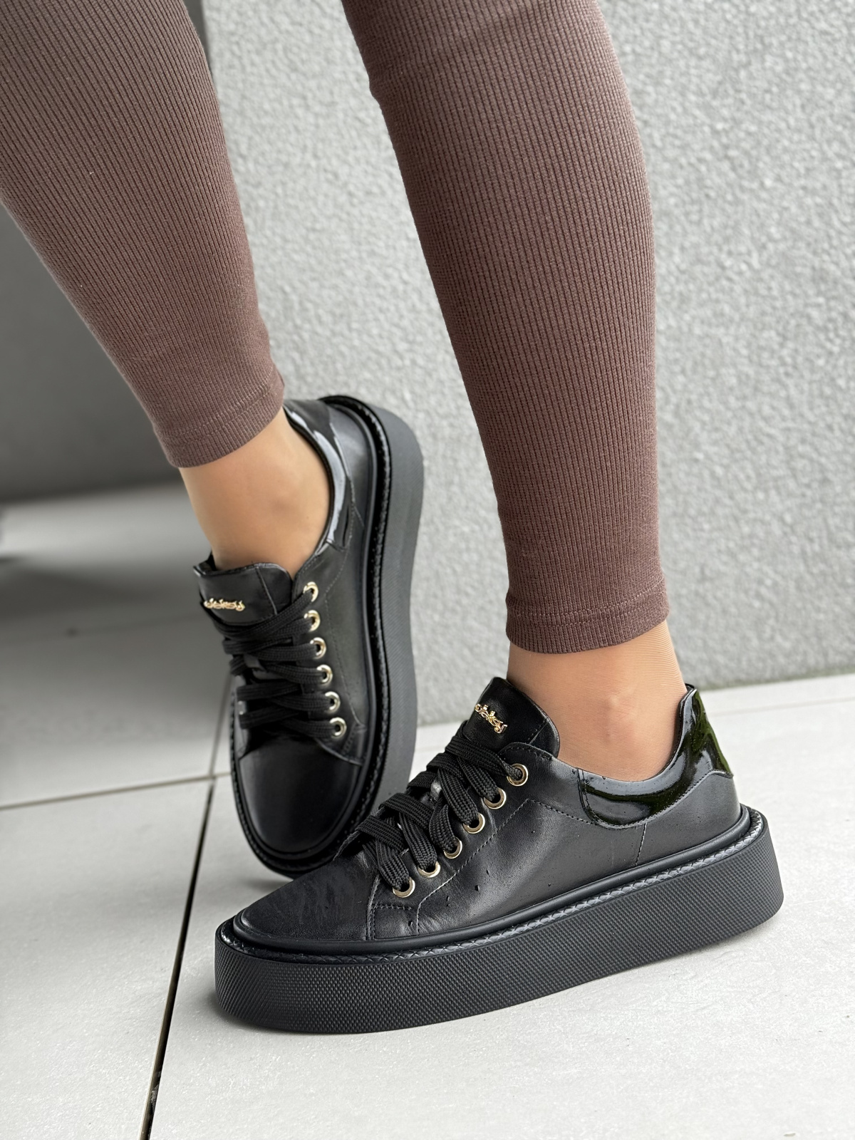 Skórzane sneakersy OLEKSY | Polska jakość, kobiecy styl