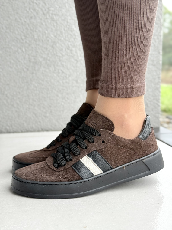 Naturalna skóra, polska jakość – sneakersy OLEKSY