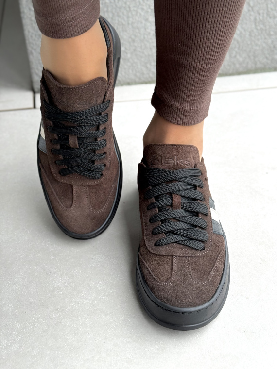 Naturalna skóra, polska jakość – sneakersy OLEKSY