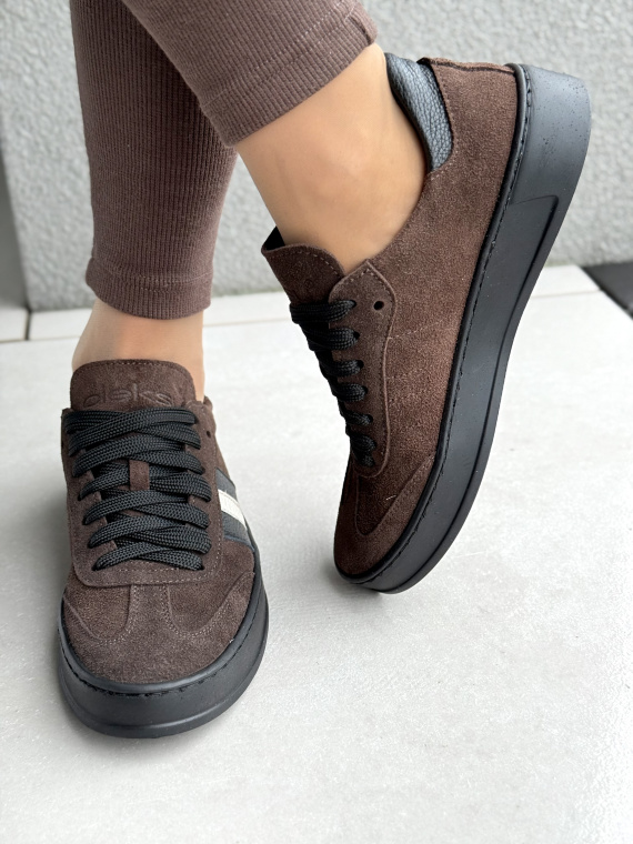 Naturalna skóra, polska jakość – sneakersy OLEKSY