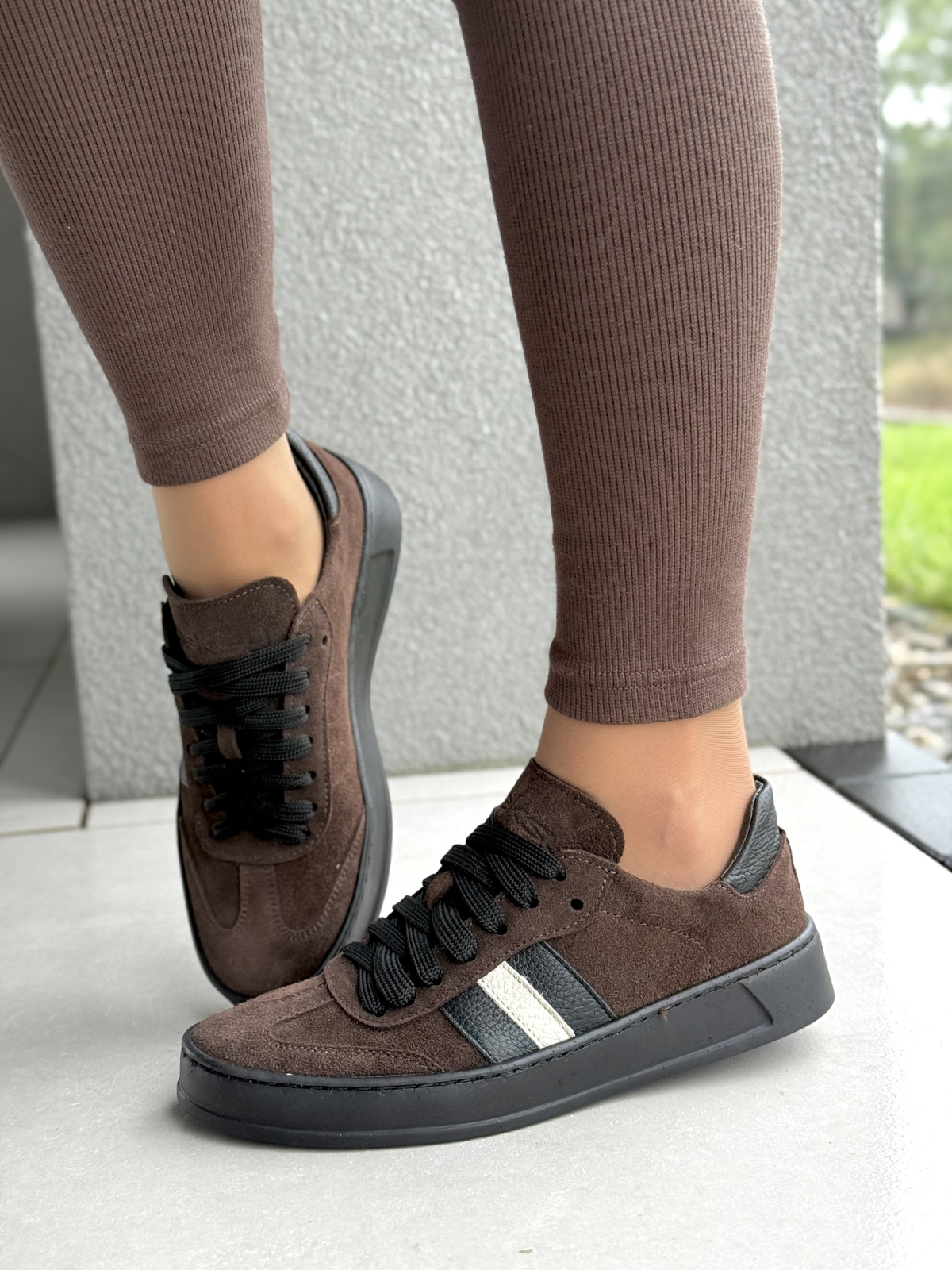 Naturalna skóra, polska jakość – sneakersy OLEKSY