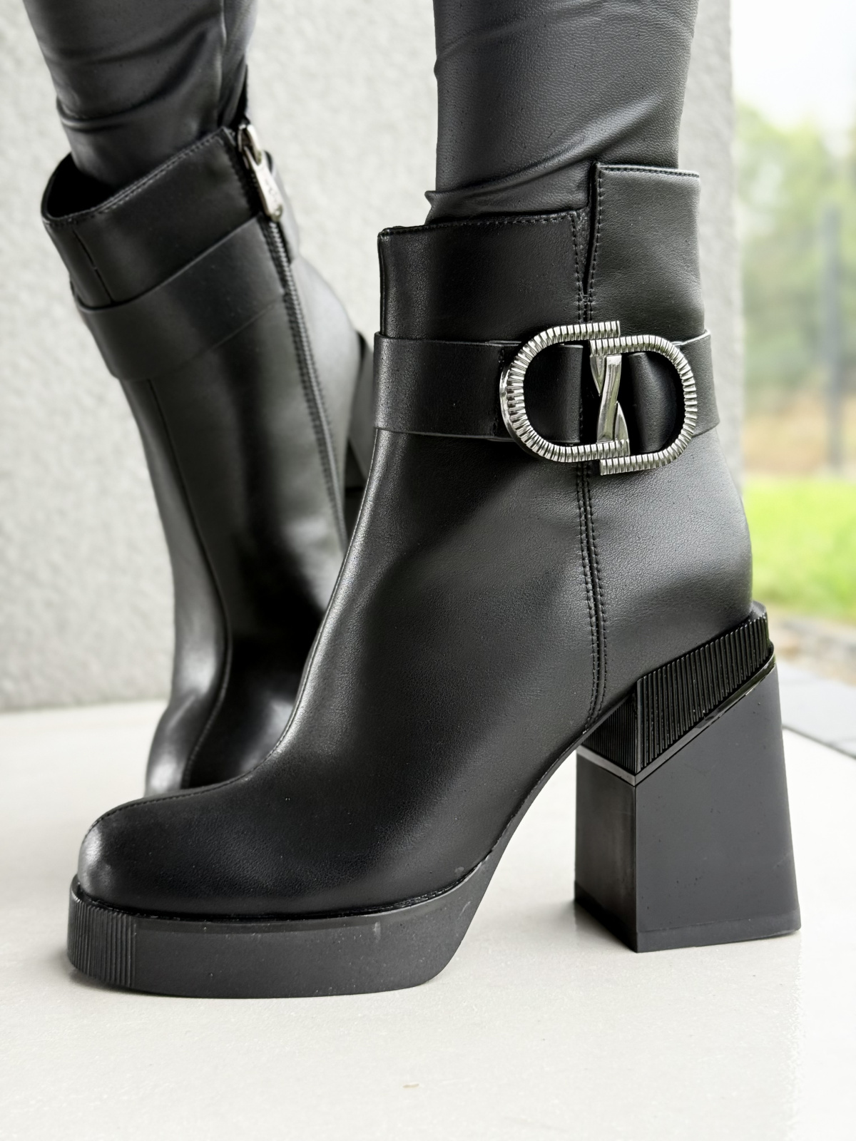 Botki ze skóry naturalnej – elegancja, która trwa