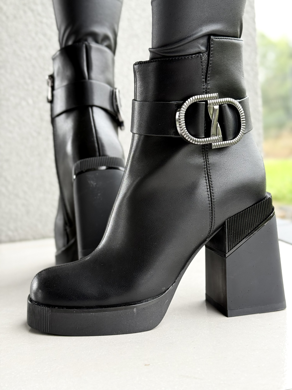 Botki ze skóry naturalnej – elegancja, która trwa