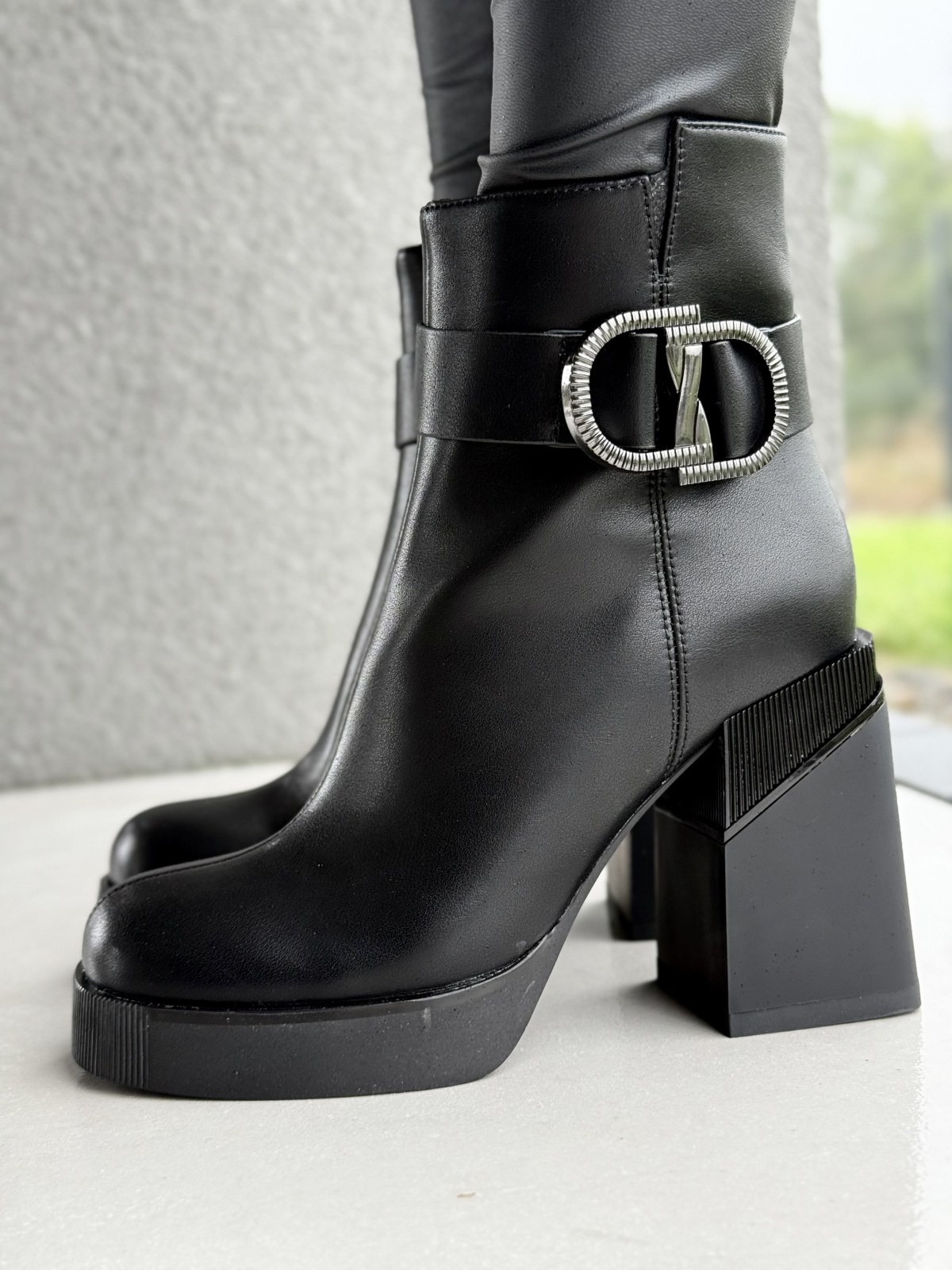 Botki ze skóry naturalnej – elegancja, która trwa