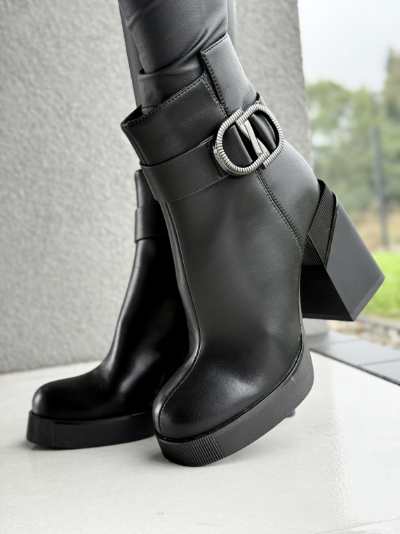 Botki ze skóry naturalnej – elegancja, która trwa