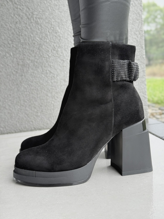 Botki ze skóry naturalnej – klasyka, która trwa