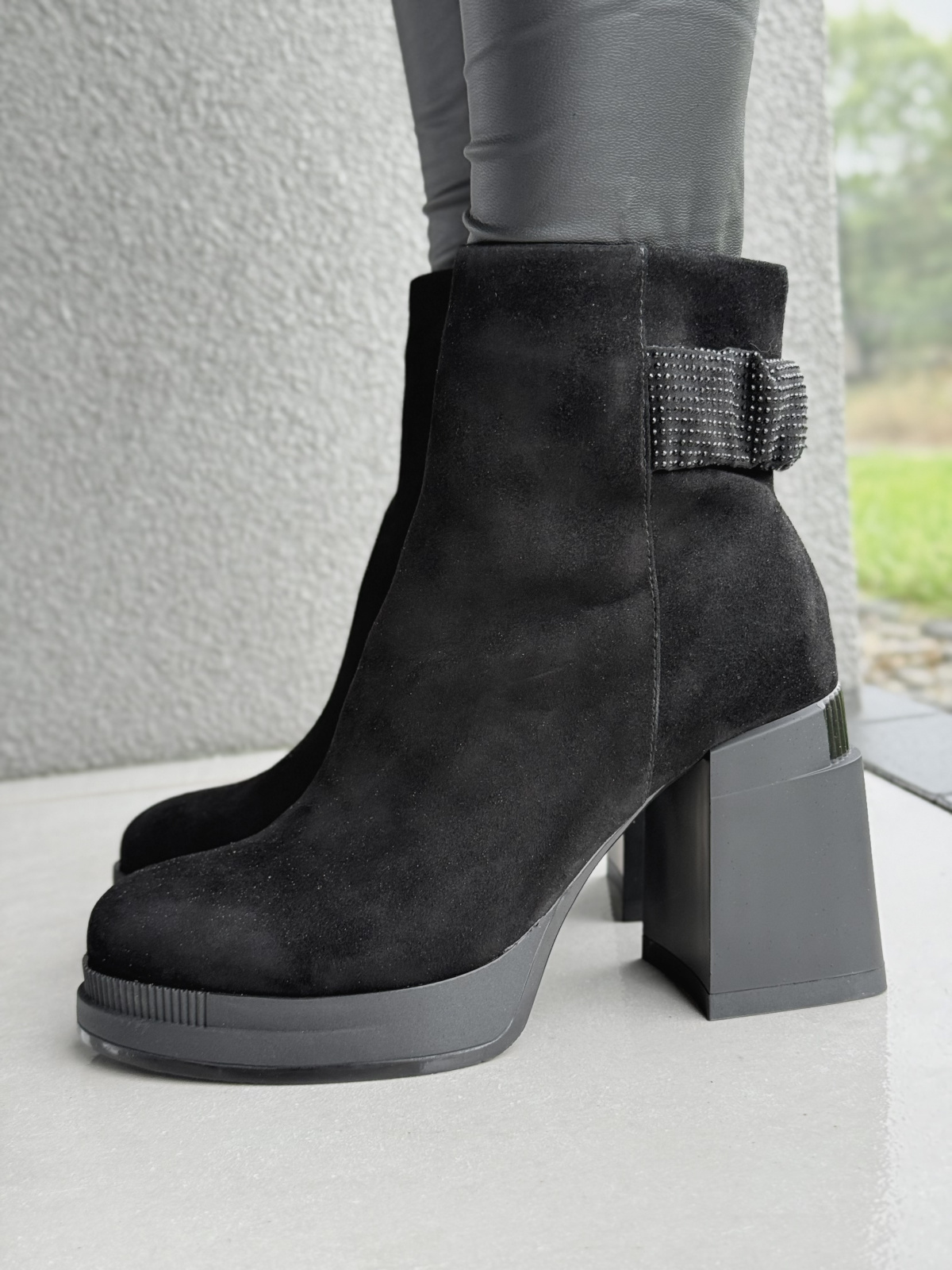 Botki ze skóry naturalnej – klasyka, która trwa